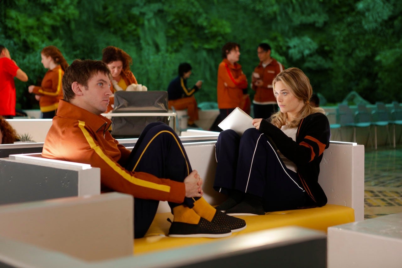 Dan Stevens as David Haller, Rachel Keller as Syd Barrett in Legion.