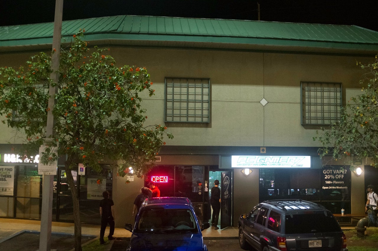 A Thursday night at PC Gamerz.