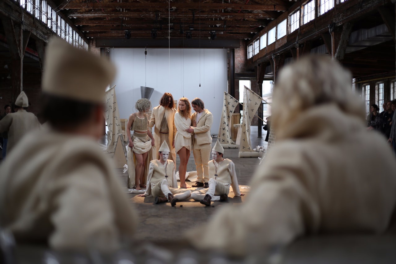 Liliya Lifanova, Flight Over Wasteland, 2017.