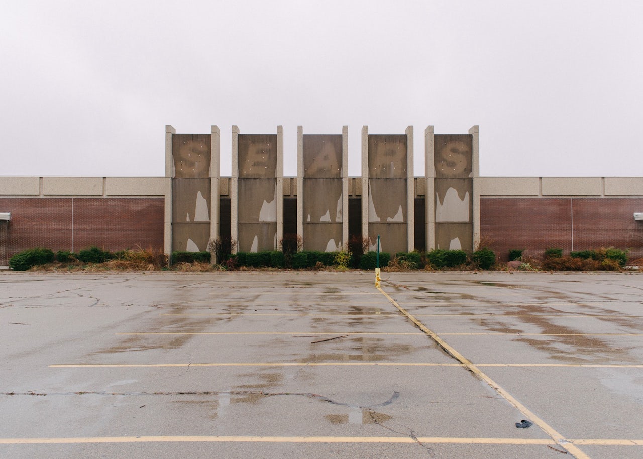 Ghost malls | The Outline