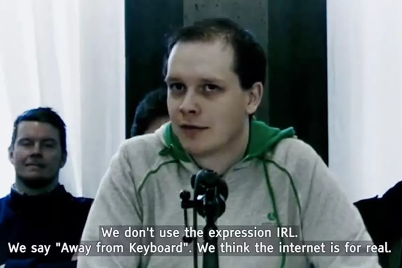 Peter Sunde of The Pirate Bay answering questions about the internet.