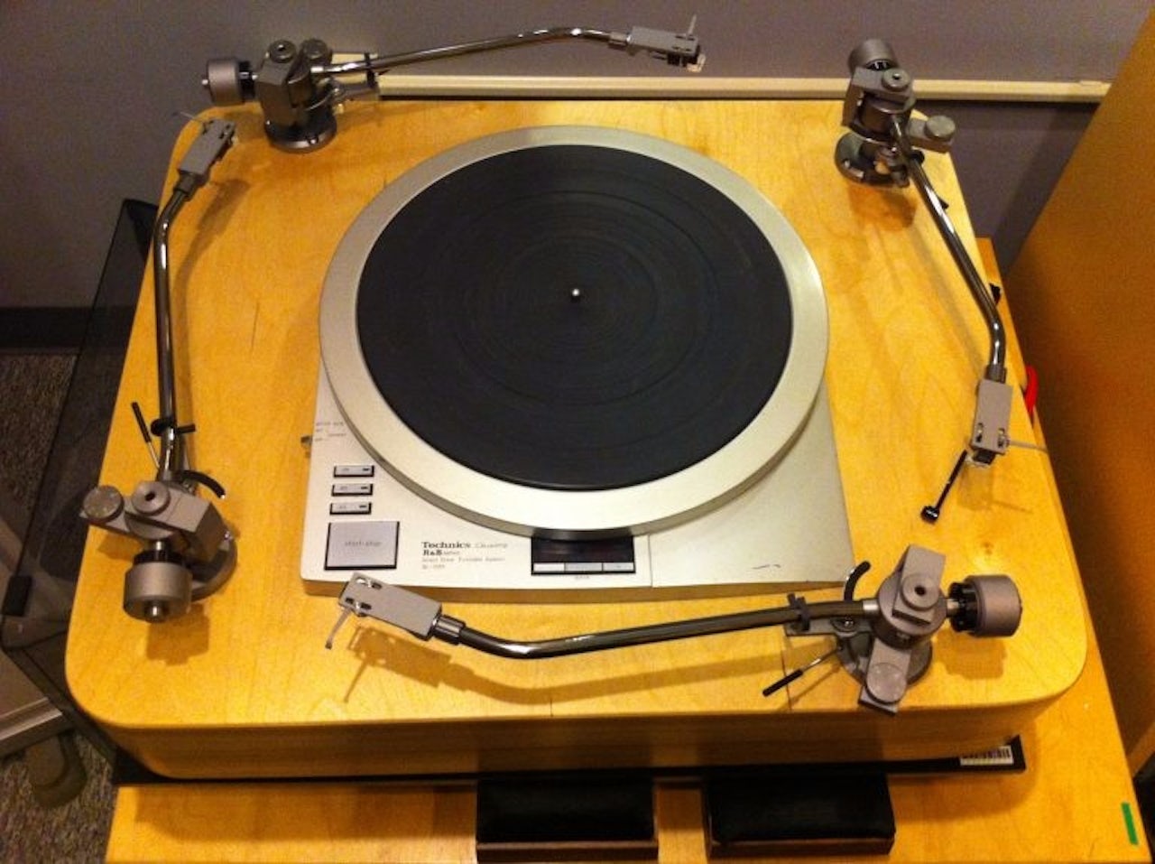 George Blood's four-armed turntable