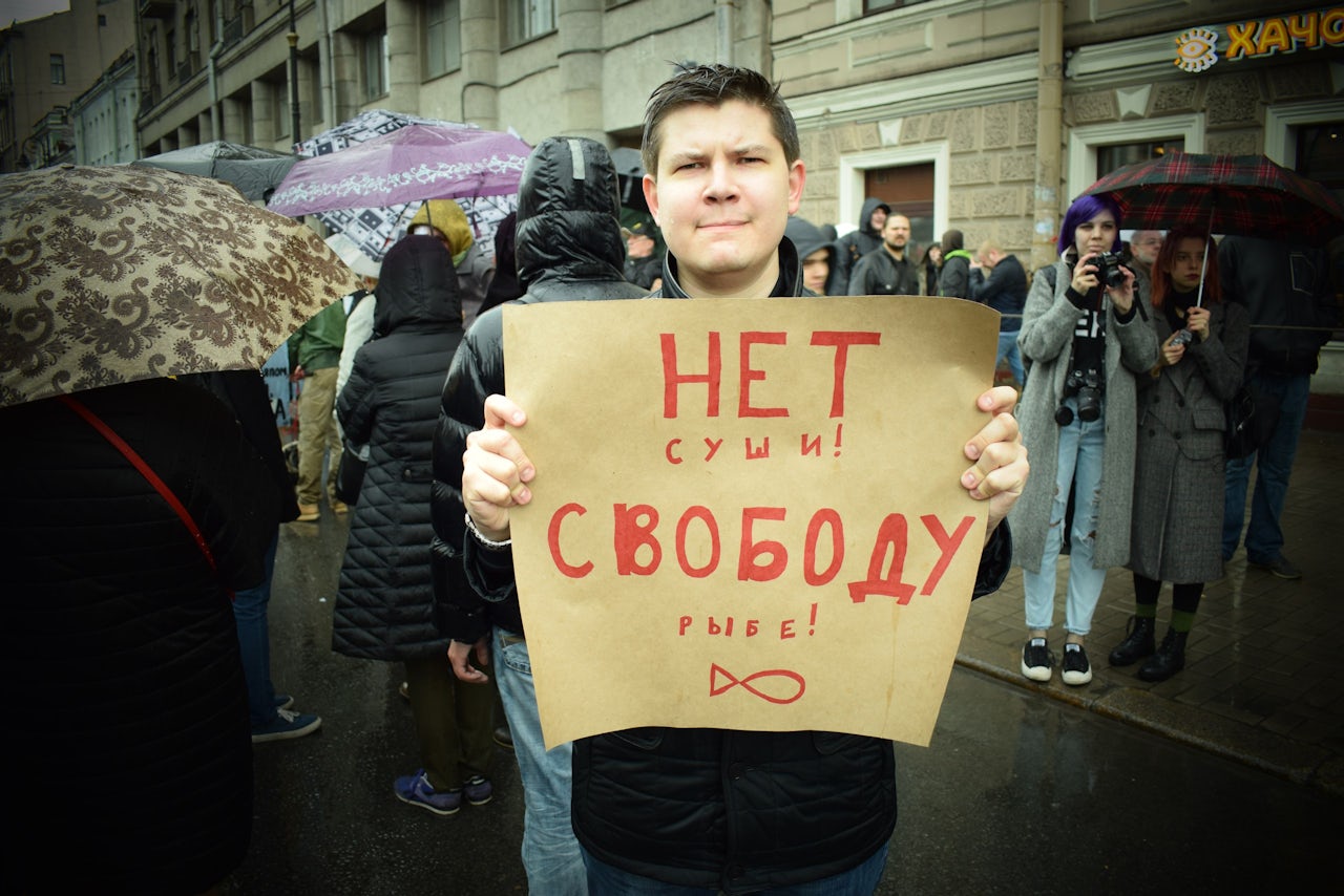 “No to sushi, freedom to fish”