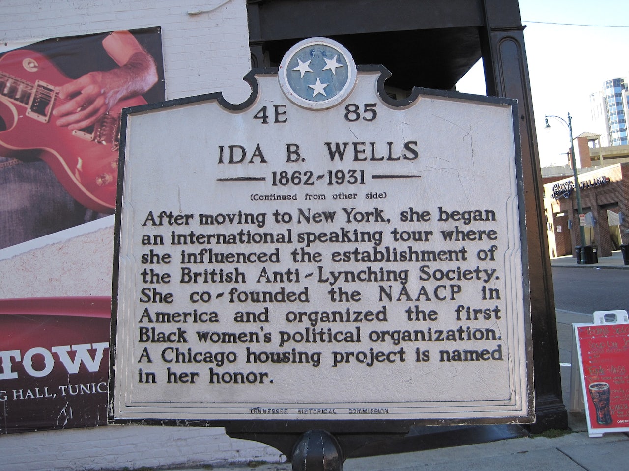A historical marker about Wells in Memphis, TN.