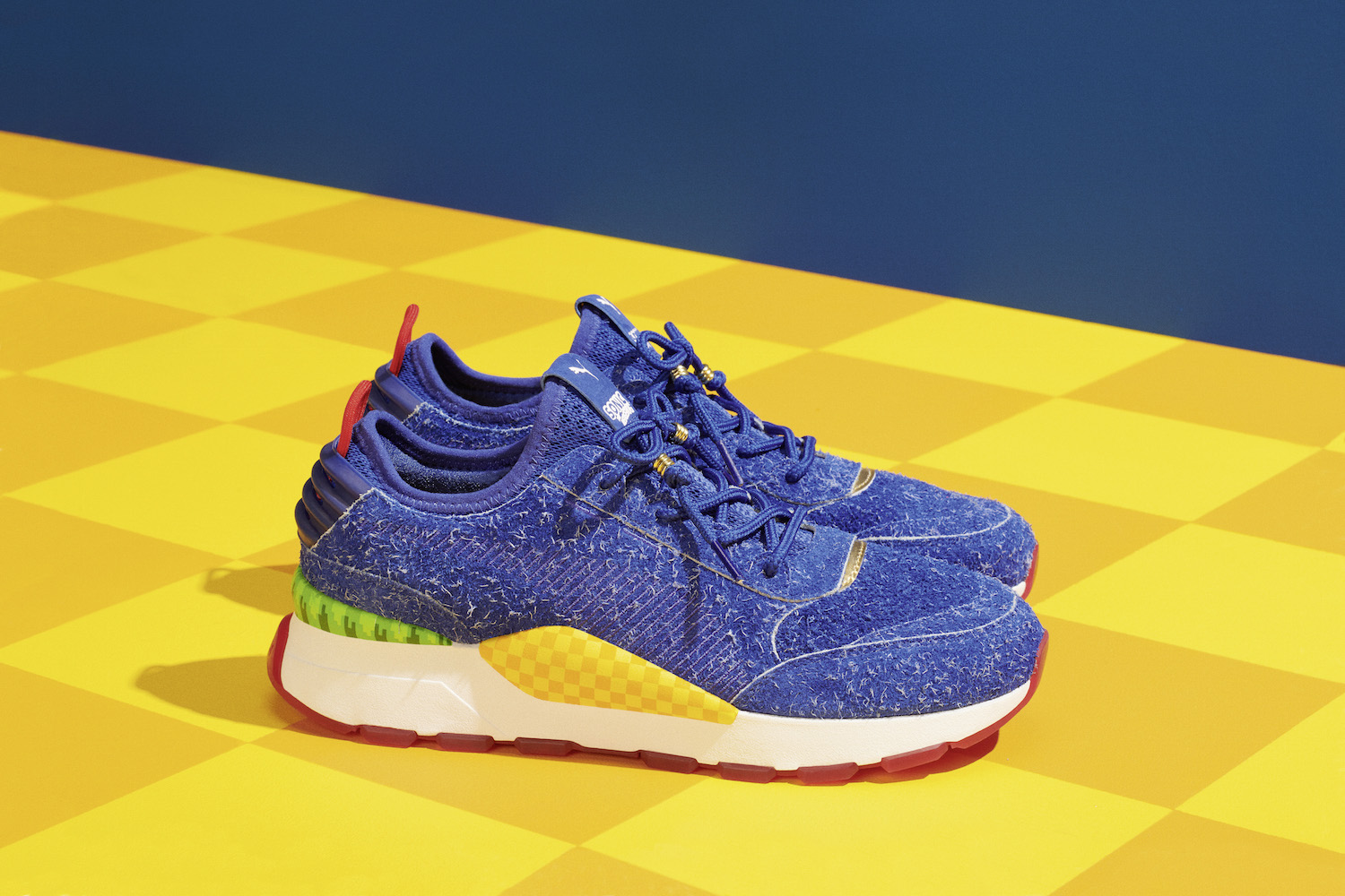 sonic trainers puma