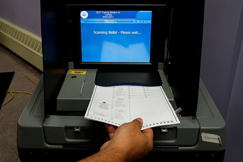 How To Hack A Voting Machine In Two Minutes | The Outline