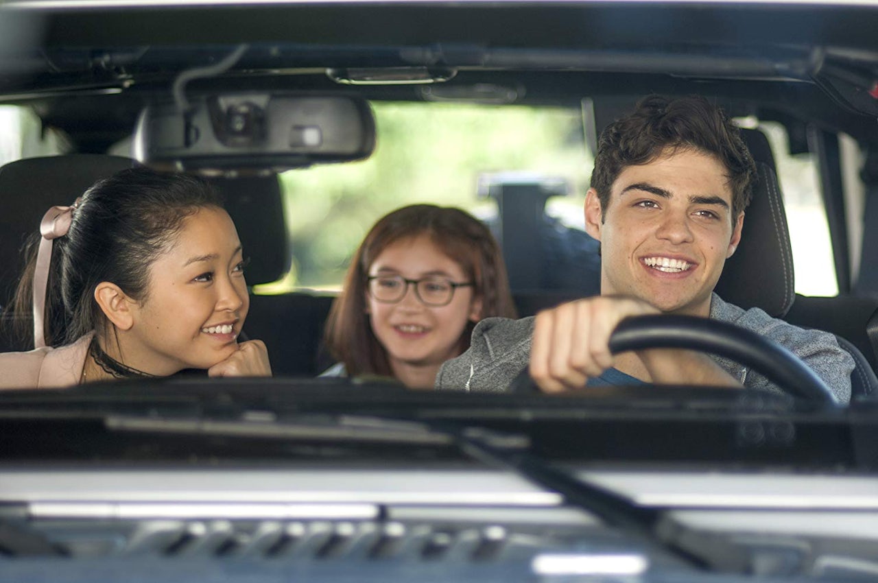 Lara Jean Covey with her sister and her crush, the super dreamy Peter Kavinsky.