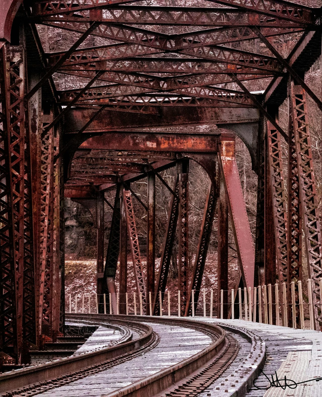 A rusted train bridge in Hazard.