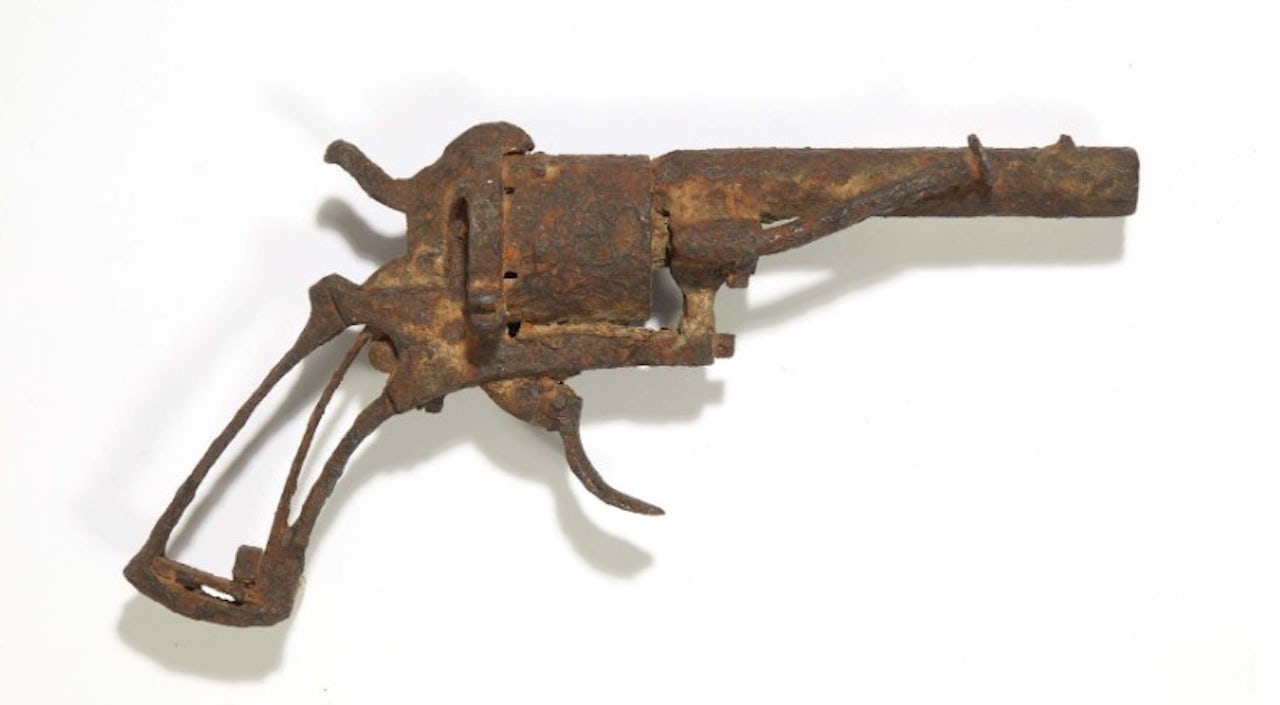 The Lefaucheux revolver that Van Gogh allegedly shot himself with.
